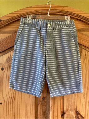 Mens Old Navy Slim blue white stripes chino shorts size 28